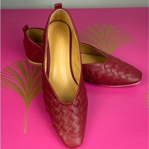TIJN red leather woven flats with oval heel size 8